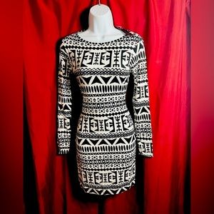 Signature Women's Aztec Print Long Sleeve Fitted Party Dress S/L